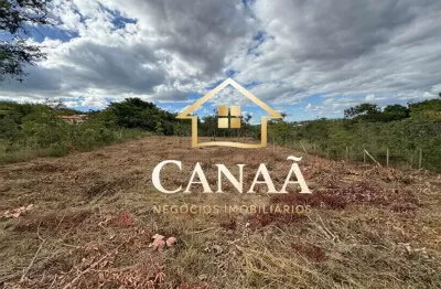 Terreno em condomínio fechado à venda no Condomínio Vale Do Luar, Jaboticatubas  por R$ 170.000