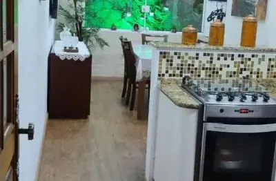 Imperdível oportunidade de adquirir casa de 2 quartos com 2 banheiros e vaga de garagem no horto florestal, sp!