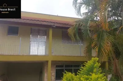 Imperdível casa à venda em São Paulo-SP, Vila Constança: 3 quartos, 2 suítes, 4 banheiros, 6 vagas, 150m²