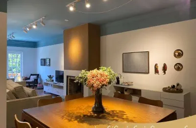 Apartamento residencial para venda jaguaribe, campos do jordão 3 dormitórios sendo 1 suíte com varanda, cozinha planejada, sala de jantar integrada a