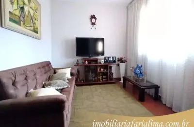 Maravilhosa casa residencial de alto padrão por apenas r$ 430.000,00! não perca essa oportunidade única de adquirir o seu novo lar dos sonhos!