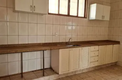 Casa residencial para venda com 02 dormitórios na vila santo antonio
