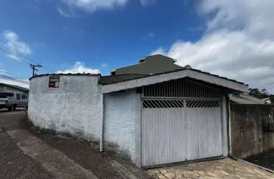 Casa de esquina à venda e apta para financiamento em terra preta