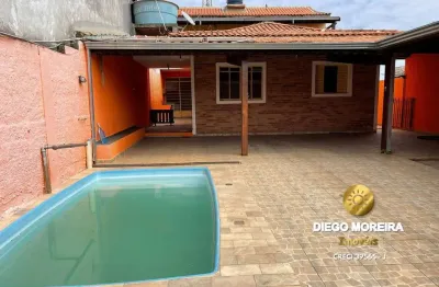 Casa à venda em terra preta próximo ao centro e com boa localização
