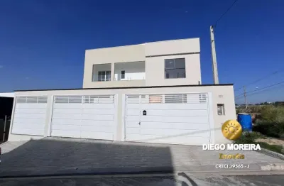 Casa á venda em loteamento planejado com excelente localização