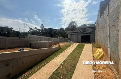 Casa com 3 quartos à venda na Rua Salvador Carbonelli, Terra Preta, Mairiporã