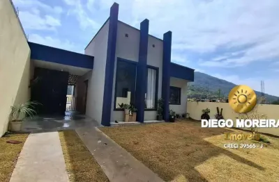 Casa à venda com 2 dormitórios e piscina - terra preta