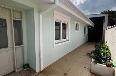 Casa térrea à venda de esquina – completa e pronta para morar!