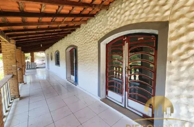 Casa à venda com 3 dormitórios e negociação facilitada - em mairiporã!