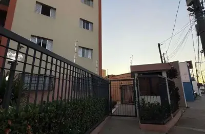 Apartamento para locação com 2 dormitório - bem localizado!