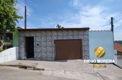 Casa à venda em terra preta – excelente localização!