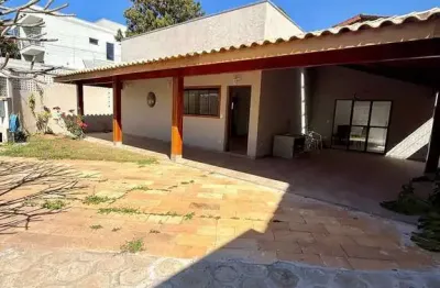 Casa com 3 quartos à venda na Alameda Lindóia, Jardim do Lago, Atibaia