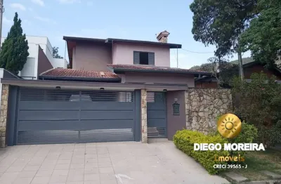 Casa totalmente reformada no condomínio arco íris – prox. da pedra grande