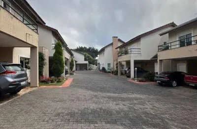 Casa em condomínio com 3 suítes| locação – próx. ao parque edmundo- atibaia