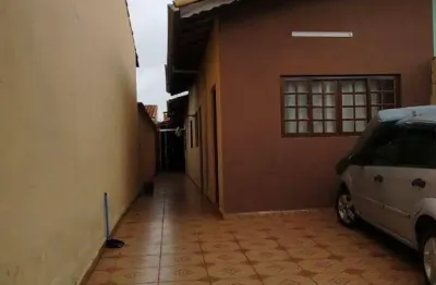Casa à venda com edícula e churrasqueira – ótima localização em mairiporã!