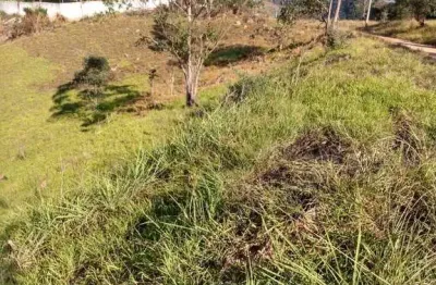 Terreno à venda na Rua Ariranha, Colina Verde, Atibaia