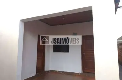 Casa com 3 quartos à venda no Centro, Dumont