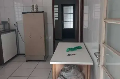 Casa com 2 quartos à venda no Centro, Dumont 