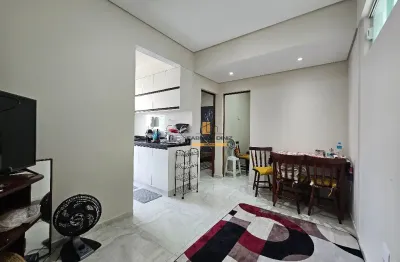 Apartamento localizado na avenida da praia. todo modernizado.
