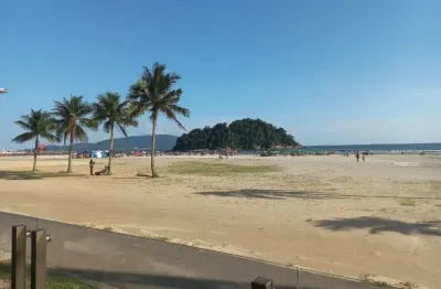 Oportunidade para locação, prédio com acesso direto a praia.