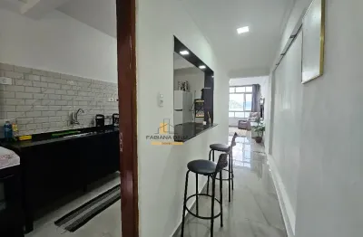 Apartamento 2 dormitórios com vista deslumbrante da praia!