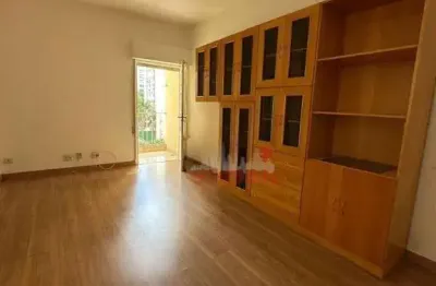 Apartamento a venda em ótima localização do jardim paulista com 112m² reformado.