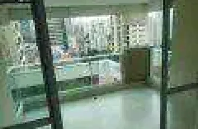 Apartamento de 40m² próximo da estação do metrô Paraiso com vaga na garagem