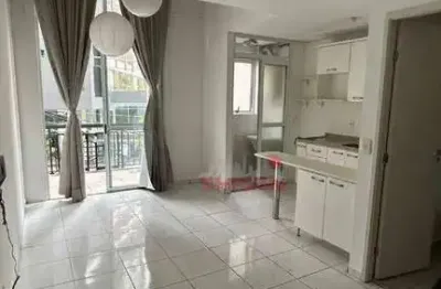 Apartamento Duplex em ótima localização com 60m² próximo da estação do metro Vila Mariana