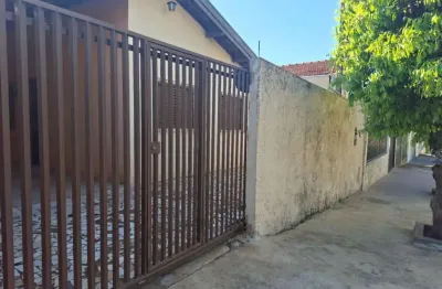 Casa para venda com 200 m² e 3 quartos em núcleo residencial presidente geisel, bauru - sp
