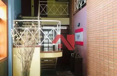 Sobrado à venda, 274 m² por R$ 750.000,00 - Centro - Estiva Gerbi/SP