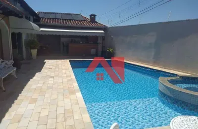 Casa com 3 dormitórios à venda, 206 m² por R$ 750.000,00 - Jardim Planalto Verde - Mogi Guaçu/SP
