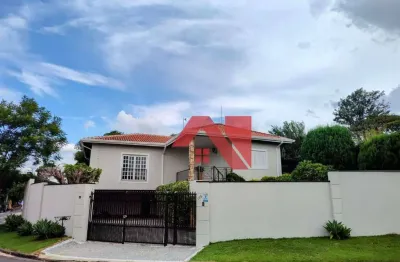 Sobrado com 3 dormitórios à venda, 400 m² por R$ 1.700.000,00 - Colina do Castelo - Jaguariúna/SP