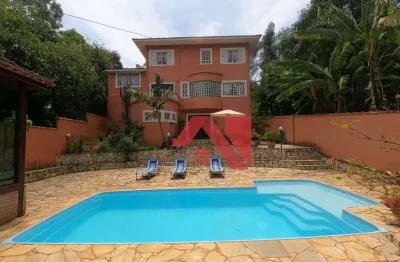 Sobrado com 7 dormitórios à venda, 400 m² por R$ 1.900.000,00 - Bianucci - Poços de Caldas/MG