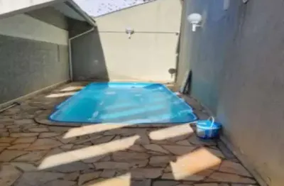 Linda Casa em Condomínio à Venda na Vila Mazzei, São Paulo-SP: 3 Quartos, 3 Banheiros, 2 Vagas de Garagem, 100m² de Área