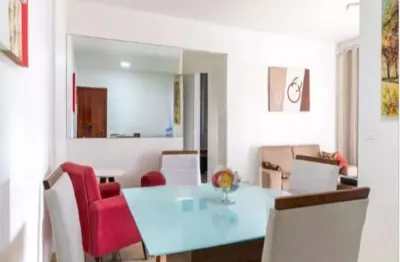 Apartamento no Condomínio na com m² dormitórios banheiros vagas