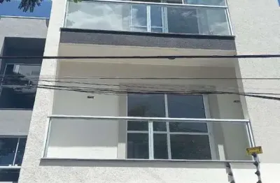 Apartamento à venda com 43m², 2 quartos e sem vaga, perto do metro