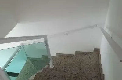 Casa com 3 quartos à venda na Avenida Ibirapitanga, --, Vila Pires, Santo André