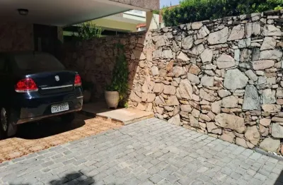 Casa com 4 quartos para alugar na Vila Madalena, São Paulo 
