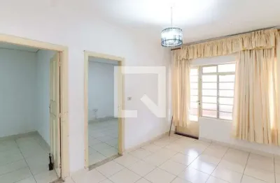 Casa com 3 quartos à venda na Rua Doutor Mário de Sousa Queirós, --, Vila Constança, São Paulo