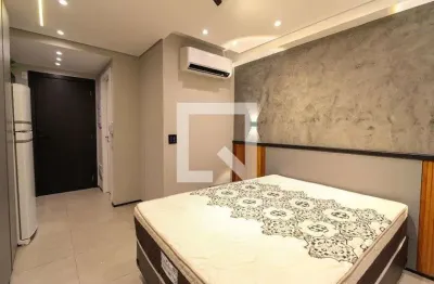 Kitnet / Stúdio à venda na Avenida dos Imarés, --, Moema, São Paulo