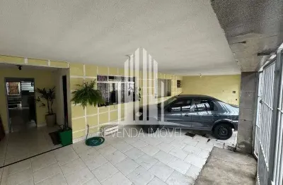 Casa à venda em São Paulo-SP, Jardim da Pedreira: 6 quartos, 4 salas, 4 banheiros, 4 vagas de garagem, 250m²!