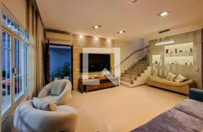 Casa com 3 quartos à venda na Rua Rolf Laube, --, Cambuci, São Paulo