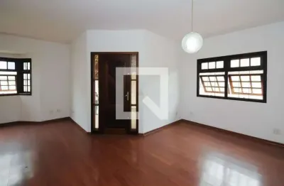 Casa com 3 quartos à venda na Rua Airton Gomes de Miranda, --, Nova Petrópolis, São Bernardo do Campo