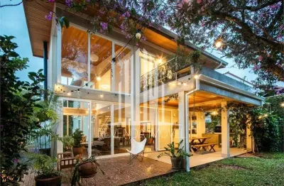 Casa alto padrão no butantã de 4 quartos com 4 vagas - 490m² para alugar