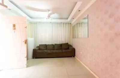 Casa com 3 quartos à venda na Rua Fernando Garbin, --, Quitaúna, Osasco