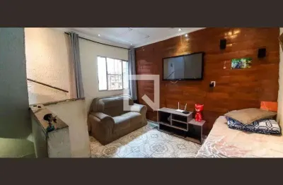 Casa com 2 quartos à venda na Rua Antônio Vanucci, --, Bandeiras, Osasco