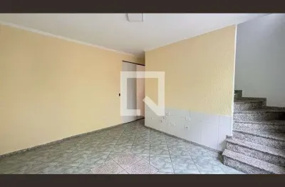 Casa com 2 quartos à venda na Rua Oslo, --, Vila Metalúrgica, Santo André