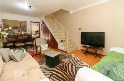 Casa com 3 quartos à venda na Rua Aimberê, --, Sumaré, São Paulo