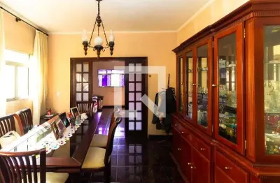 Casa com 3 quartos à venda na Rua Guariba, --, Vila Ema, São Paulo