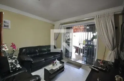 Casa com 3 quartos à venda na Rua Parambú, --, Vila Constança, São Paulo